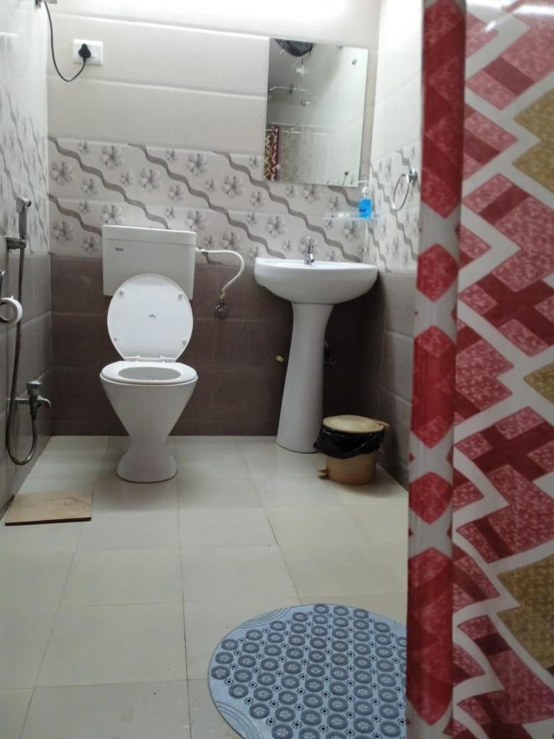 Elite Room - A Home Away Джайпур Екстериор снимка